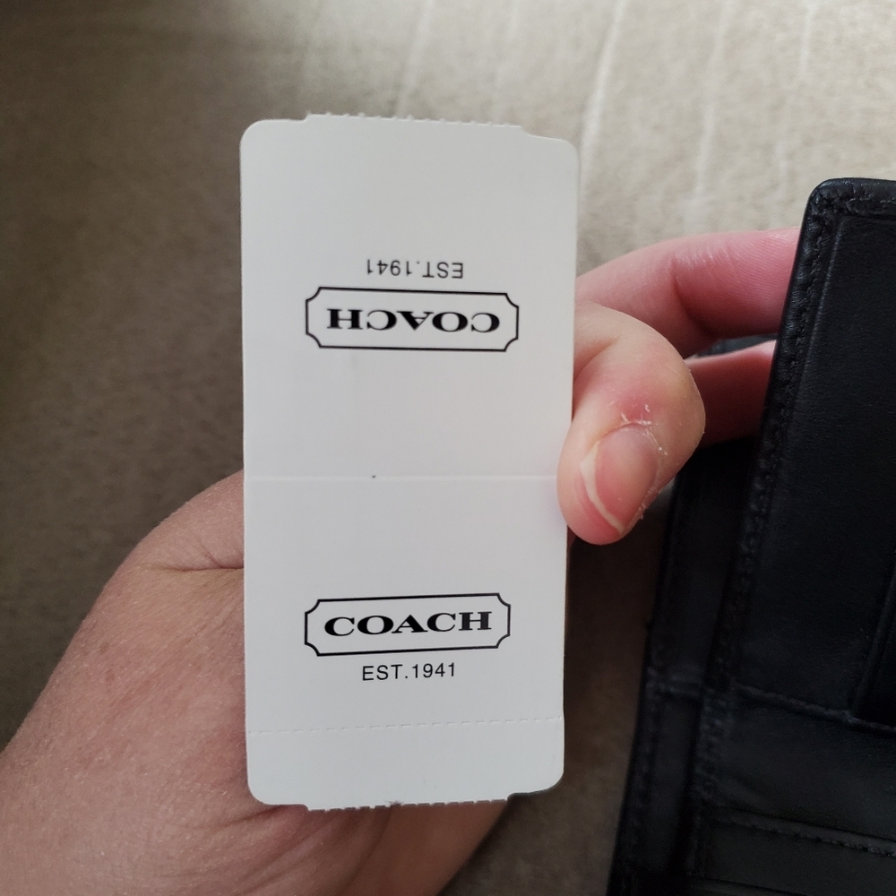 Coach Silver and Black Turnlock Leather Checkbook Wallet Unused With Tags - Picture 12 of 13